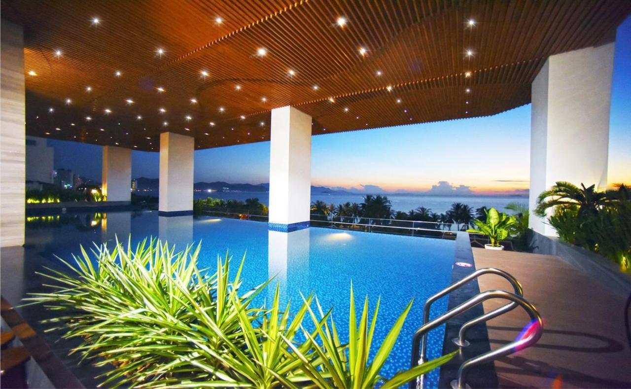 Sunny Smes - Virgo Nha Trang Apartment Luaran gambar